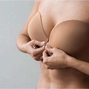 Evelyn & Bobbie Everyday Bustier Strapless Bra Nude Beige Size 6